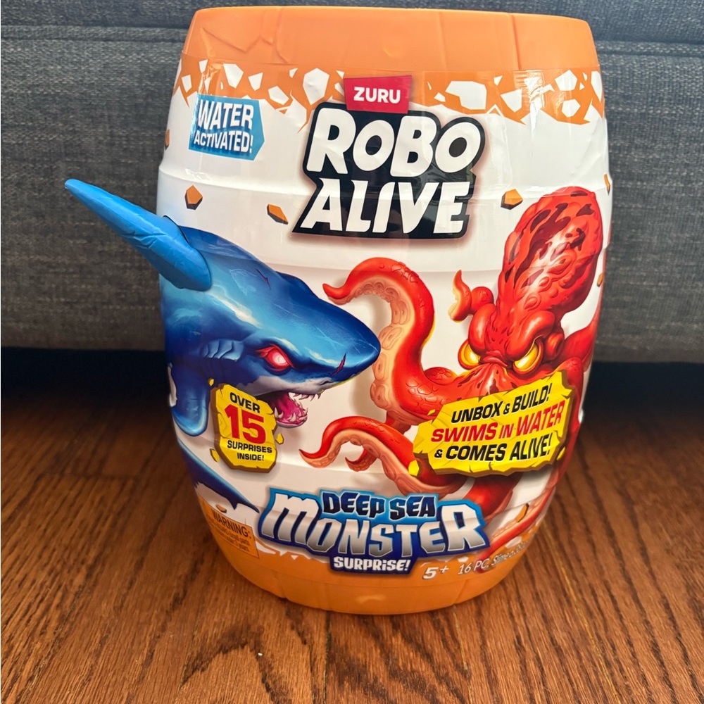 Zuru Robo Alive Deep Sea Monster Surprise New In Package